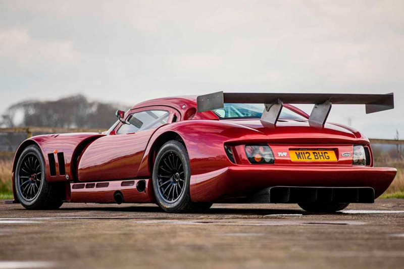 Уникальный дорожный суперкар TVR Cerbera Speed 12 с 830-сильным мотором продадут с молотка