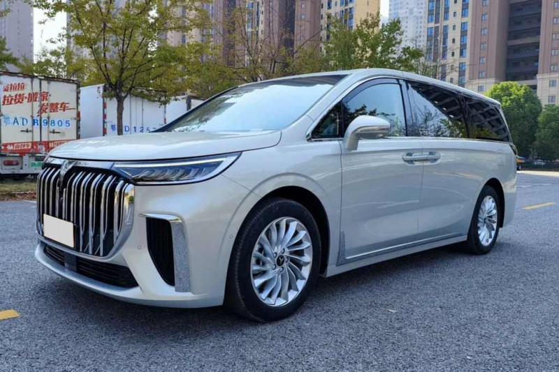 Топ-9 самых дорогих китайских автомобилей в России 2023