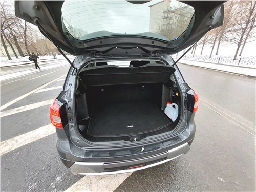 Suzuki SX4 - лучший выбор для сторонников простых решений