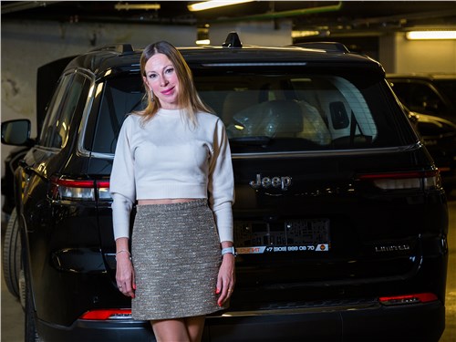 Понравился ли Елене Лисовской Jeep Grand Cherokee? 8 Понравился ли Елене Лисовской Jeep Grand Cherokee?