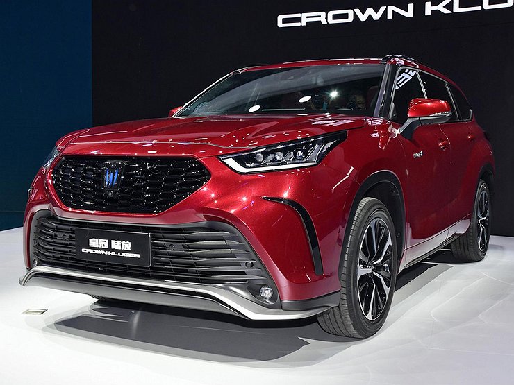 Вместо Highlander: в Россию приехал кроссовер Toyota Crown Kluger