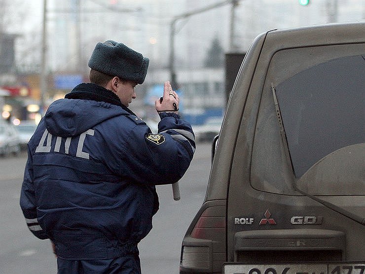 Как не следует вести себя водителю при оформлении протокола сотрудником ДПС
