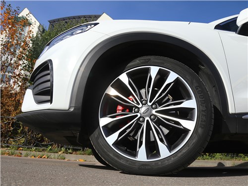 Тест-драйв Geely Tugella (поколение I рестайлинг) - Дамский угодник
