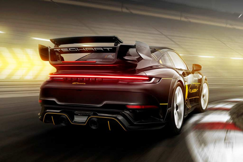 Фирма TechArt представила хардкорный Porsche 911 Turbo (992) в исполнении GTstreet R Flyweight