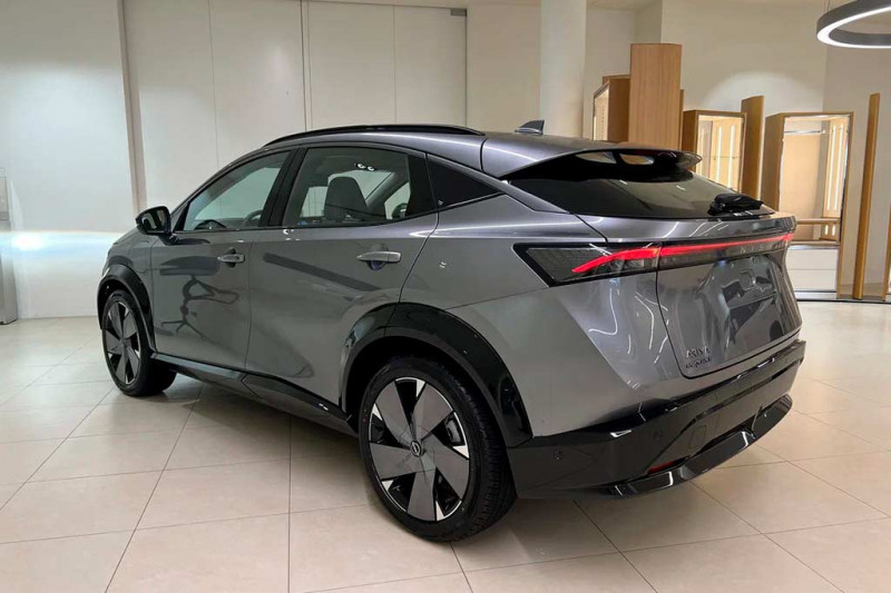 В России появился электрический кроссовер Nissan Ariya: за него просят почти 7,0 млн руб