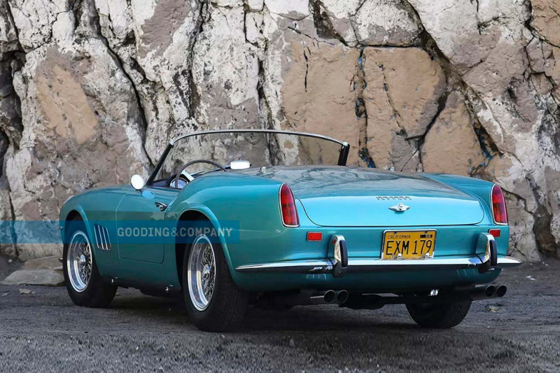 Спорткар Ferrari 250 GT SWB California Spider 1962 ушел с молотка за 18 млн долларов