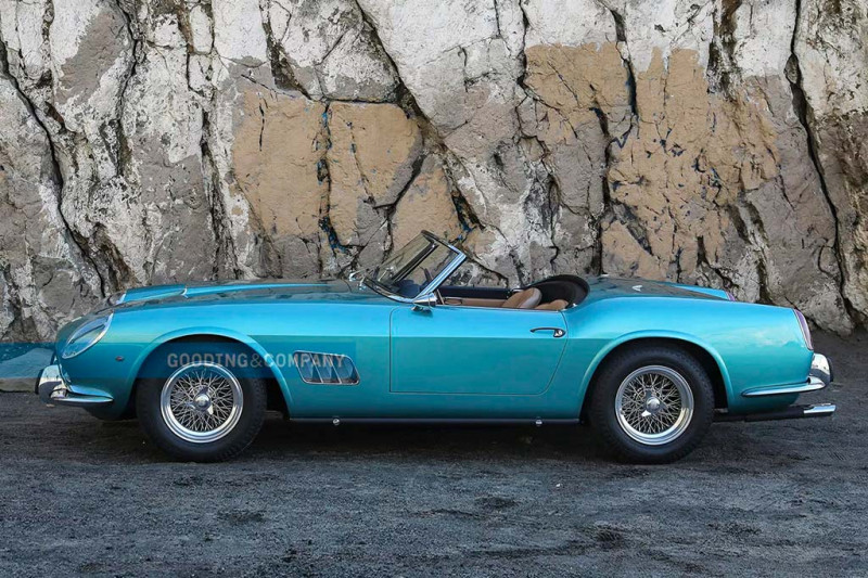 Спорткар Ferrari 250 GT SWB California Spider 1962 ушел с молотка за 18 млн долларов