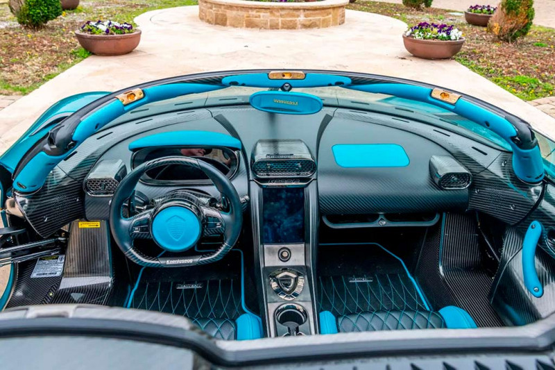 На аукцион выставлен гиперкар Koenigsegg Regera с почти нулевым пробегом