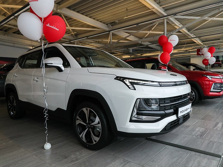 «Москвич» расширяет модельный ряд, АВТОВАЗ реанимирует старый мотор, китайцы снижают цены: итоги недели