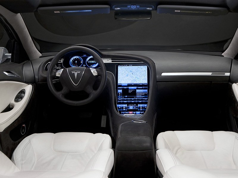 Tesla обновила свои электрокары