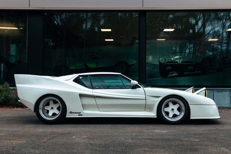 На продажу выставлен единственный в своем роде De Tomaso Pantera GT5 с тюнингом от Zastrow