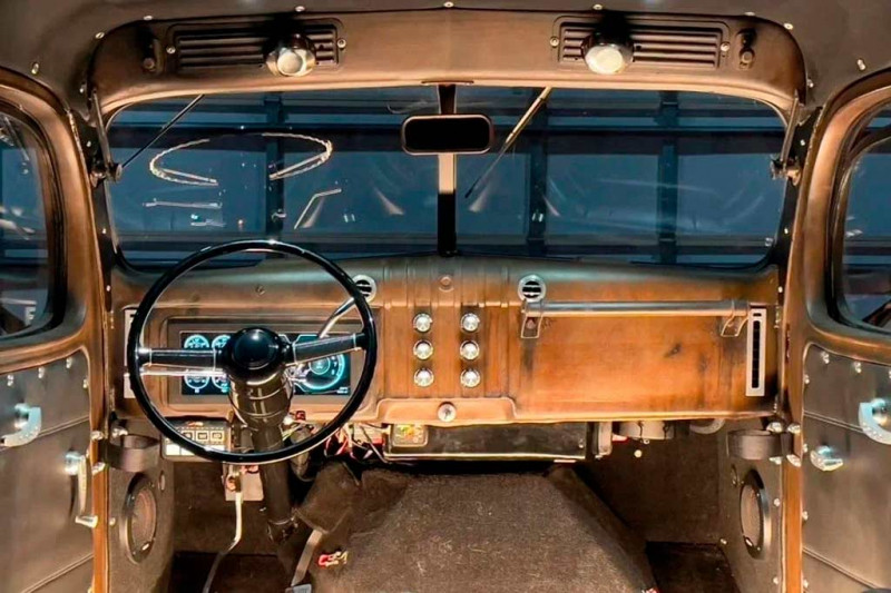 На торги выставлен 80-летний грузовичок Dodge: за него хотят выручить более 20 млн руб