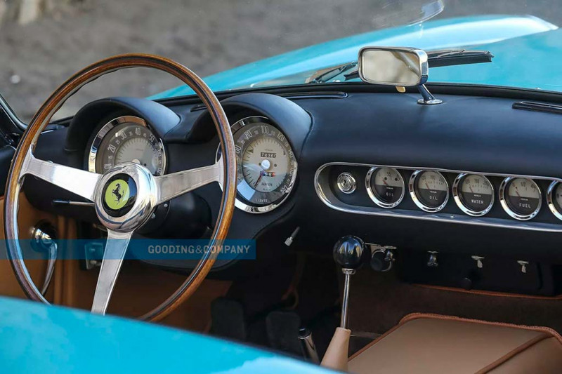 Спорткар Ferrari 250 GT SWB California Spider 1962 ушел с молотка за 18 млн долларов