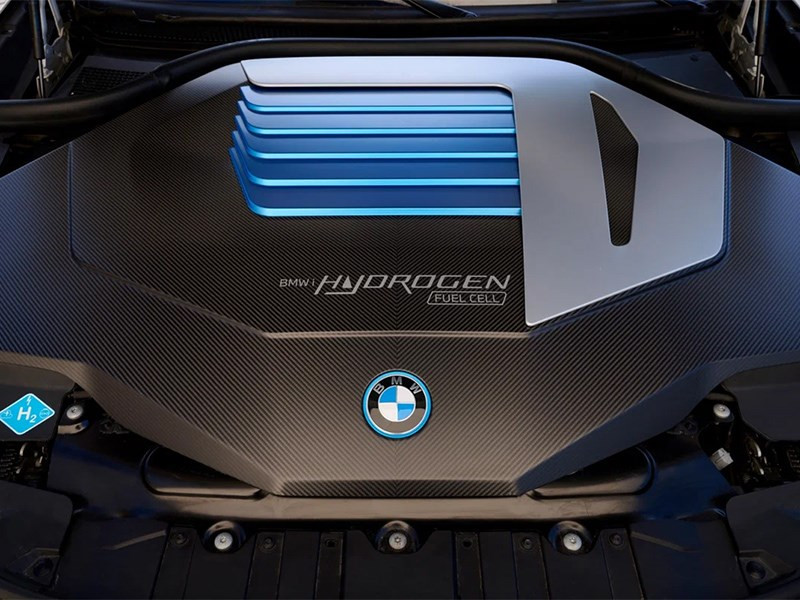 BMW работает над новой водородной моделью