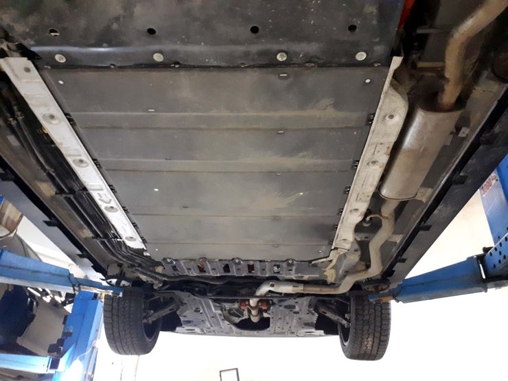 Разрыв баяна: тест-драйв китайского седана BYD Han 5 Разрыв баяна: тест-драйв китайского седана BYD Han