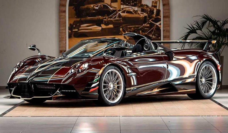 Pagani представила уникальный родстер Huayra Dinamica Evo с коричневым кузовом