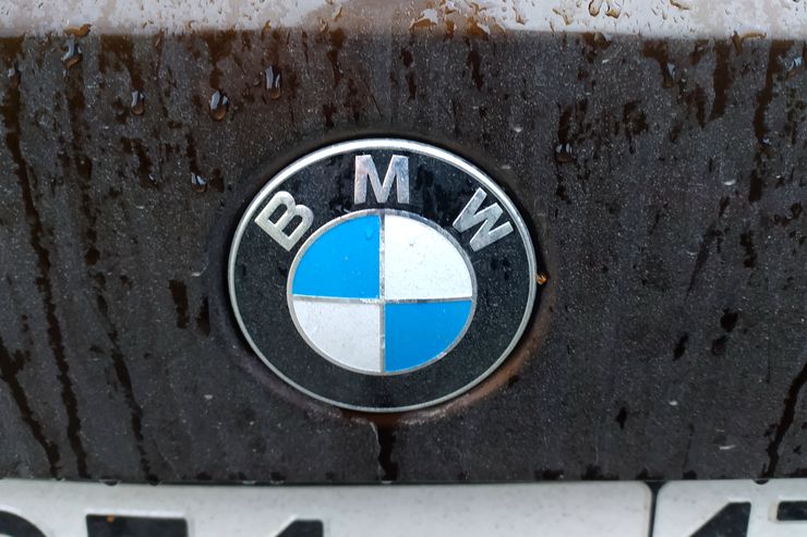 Как ушлые россияне элегантно обманывают «мозги» новых Mercedes и BMW 2 Как ушлые россияне элегантно обманывают «мозги» новых Mercedes и BMW