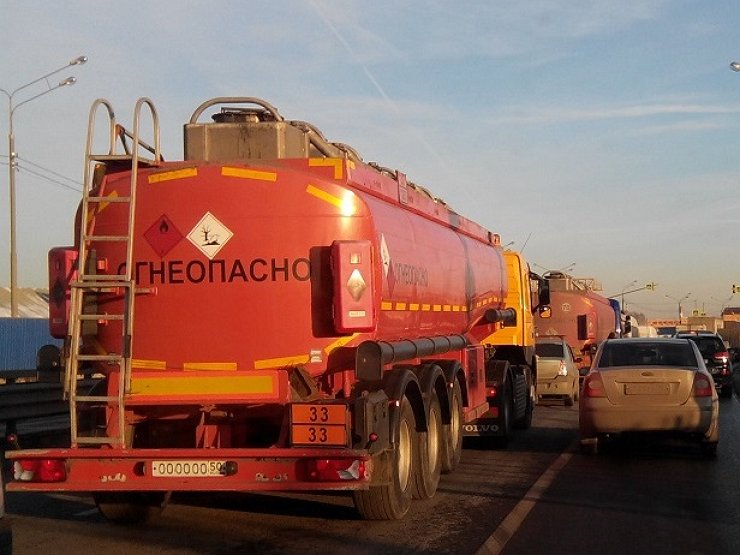 Почему в автомобильном дизтопливе всегда присутствует вода