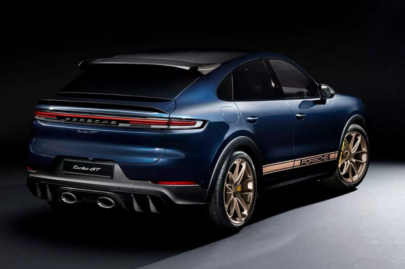 Немцы обновили Porsche Cayenne: все модификации кроссовера стали мощнее