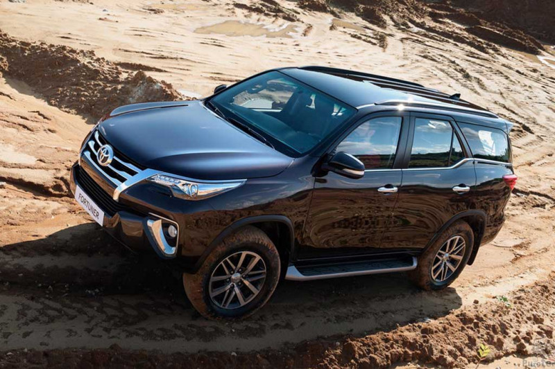Недостатки Toyota Fortuner 2022: все минусы и плюсы по отзывам владельцев