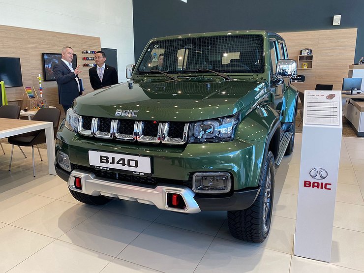 Байки про BAIC: очередной китайский бренд пригрозил завалить Россию новинками