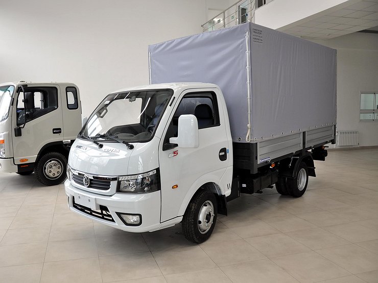 Разрывная пуля: тест-драйв амбициозного коммерческого грузовичка Dongfeng Captain-T