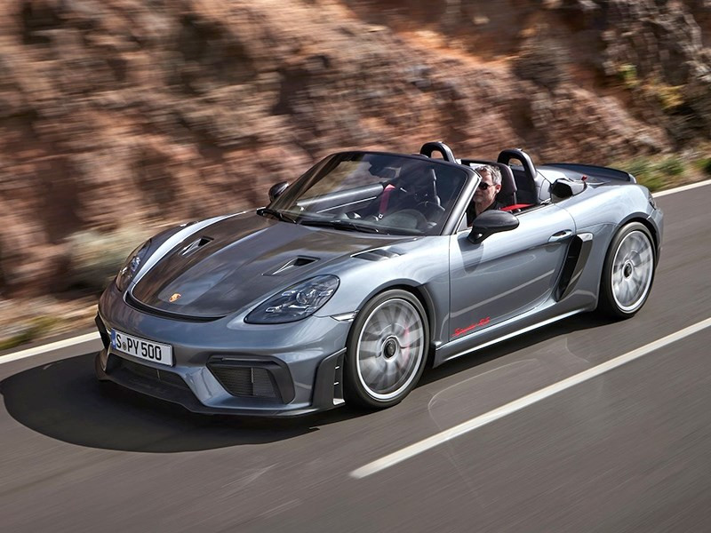 Porsche 718 Spyder получил особую версию 1 Porsche 718 Spyder получил особую версию