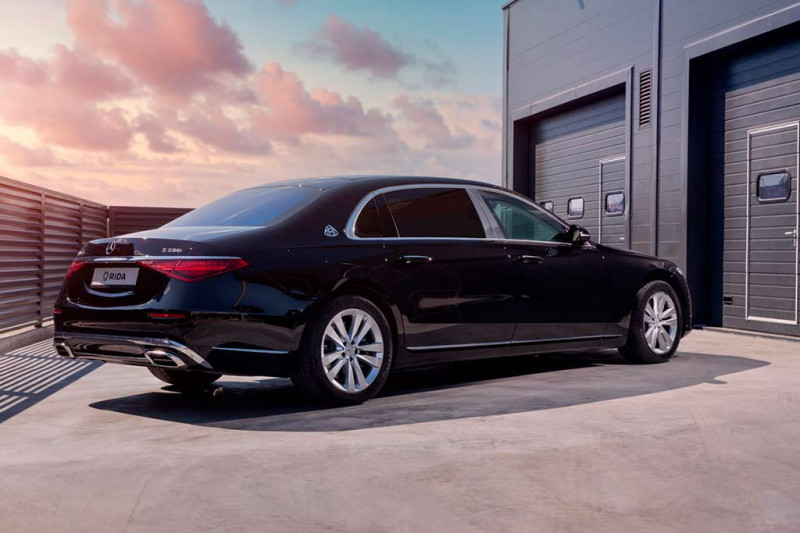 Российские тюнеры представили бронированный вариант лимузина Mercedes-Maybach S 580 4Matic