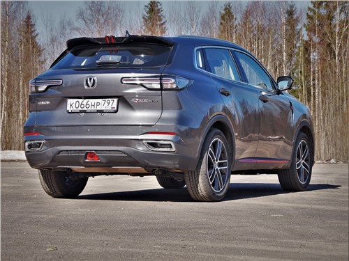 Чем Changan CS55 Plus отличается от остальных китайцев