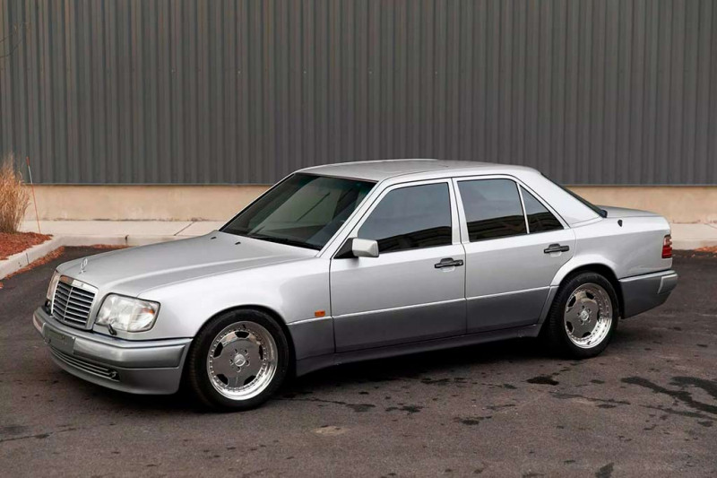 В продаже замечен редкий Mercedes-Benz E60 AMG: таких выпустили всего 45 шт