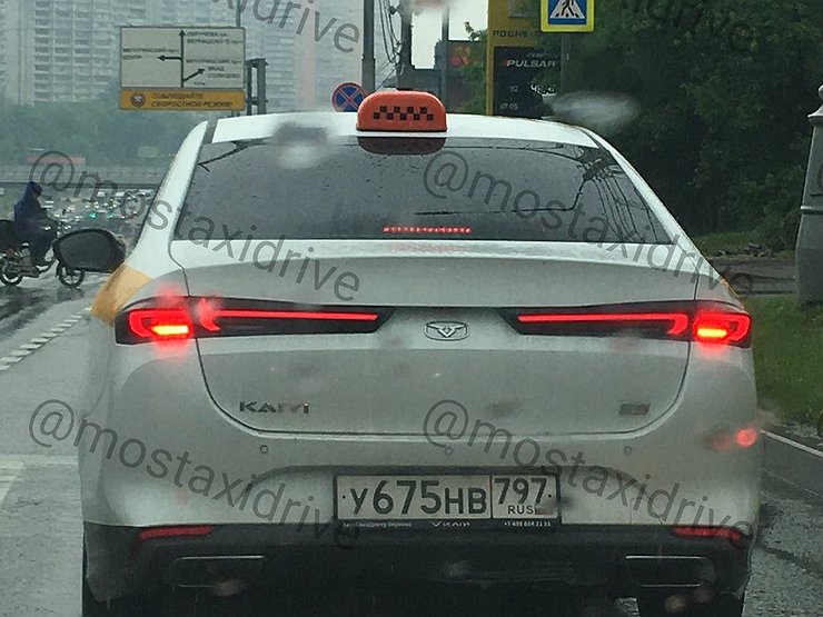 На смену Skoda и Hyundai: в московские таксопарки пришли первые Kaiyi E5