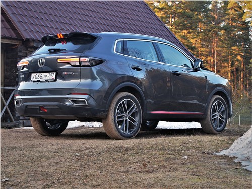 Чем Changan CS55 Plus отличается от остальных китайцев