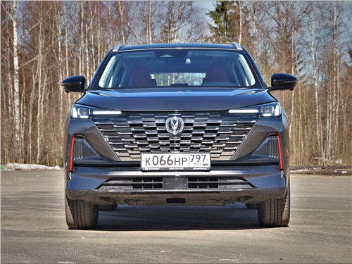 Чем Changan CS55 Plus отличается от остальных китайцев