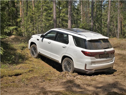 CHANGAN CS95 - большой кроссовер с мощным двигателем. Как себя покажет во внедорожных условиях?&nbsp;Разбираемся!