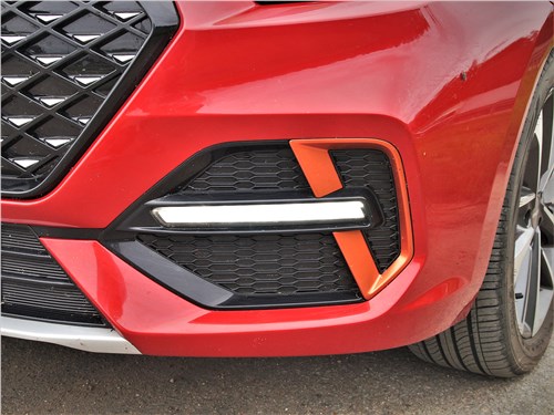 Omoda S5: 1,5-литровый "атмосферник" на 113 л.с. за 2 169 900 рублей. Чем автомобиль заинтересует российского покупателя?&nbsp;Разберемся.
