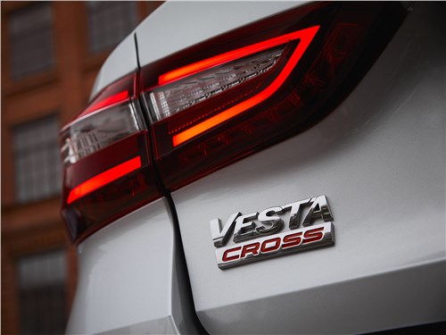 Встречаем новое поколение Lada Vesta. Лучшее сочетание управляемости&nbsp;и&nbsp;проходимости