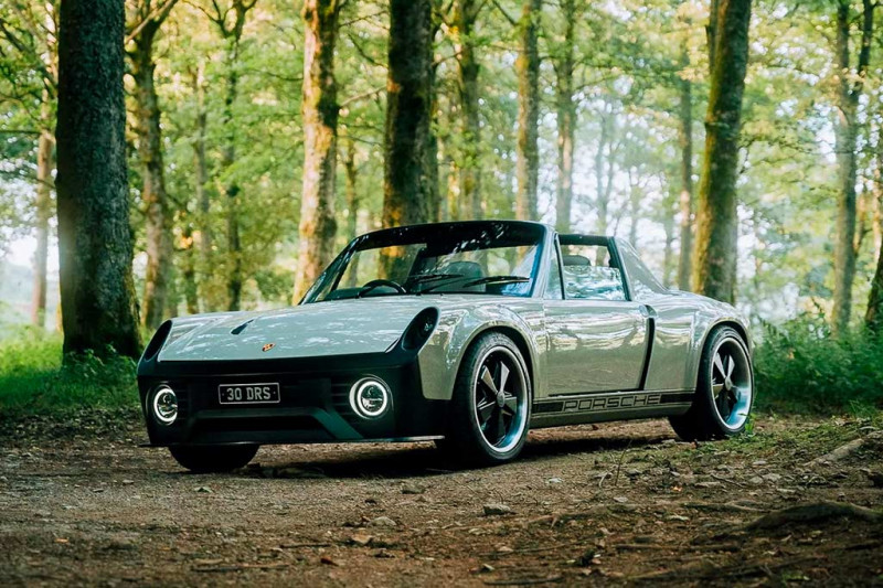 Британцы представили карбоновый рестомод Porsche 914 с мотором от Cayman S