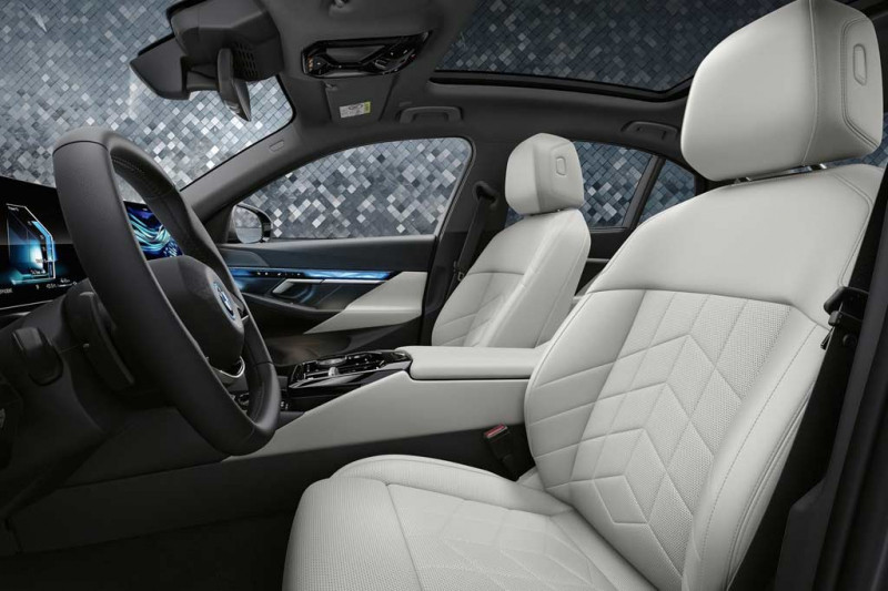 Представлен новый седан BMW 5-серии (G60): модель восьмого поколения