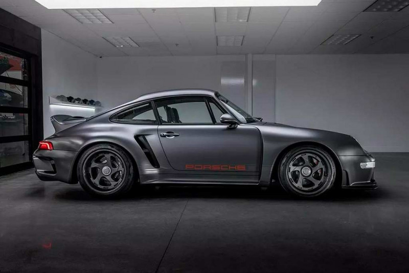 Фирма Gunther Werks представила 750-сильный рестомод Porsche 911 Touring Turbo