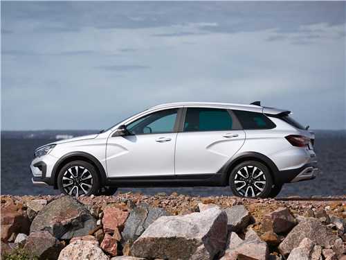 Встречаем новое поколение Lada Vesta. Лучшее сочетание управляемости и проходимости