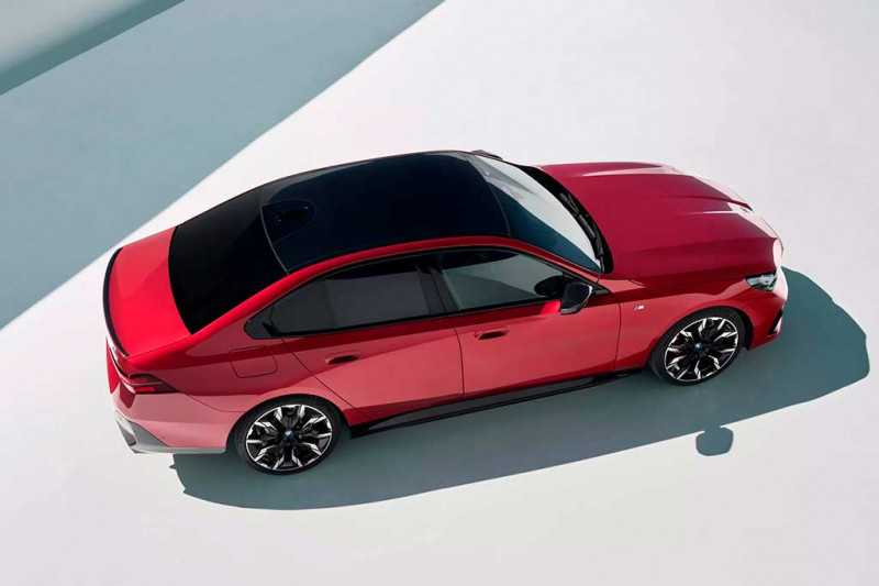 BMW i5 G60: рассекречен электрический вариант новой &laquo;пятерки&raquo;