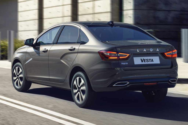 Lada Vesta NG: обновленный седан добрался до дилеров