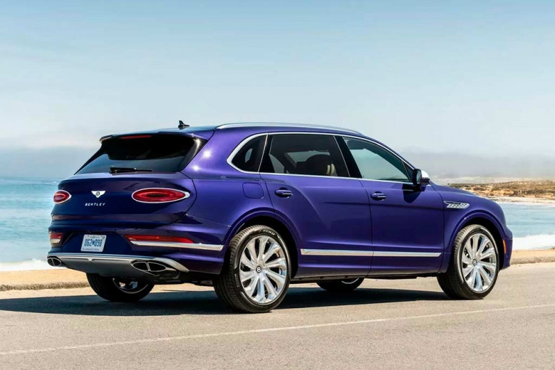 Удлиненный Bentley Bentayga EWB получил спецверсию от заводского ателье Mulliner 2 Удлиненный Bentley Bentayga EWB получил спецверсию от заводского ателье Mulliner