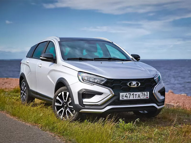Lada Largus и Vesta получат крыши отечественного производства