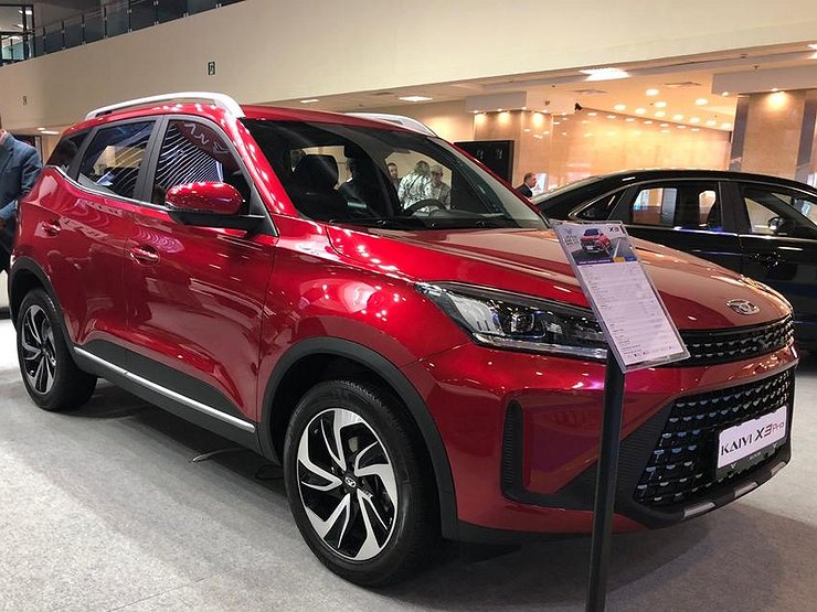 Стало известно, когда начнутся российские продажи новых кроссоверов Kaiyi и BAIC