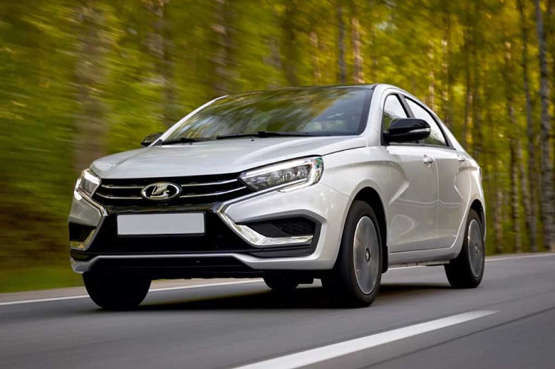 Lada Vesta NG: обновленный седан добрался до дилеров