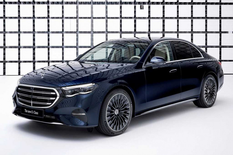 Немцы презентовали полностью новый Mercedes-Benz E-Class W214