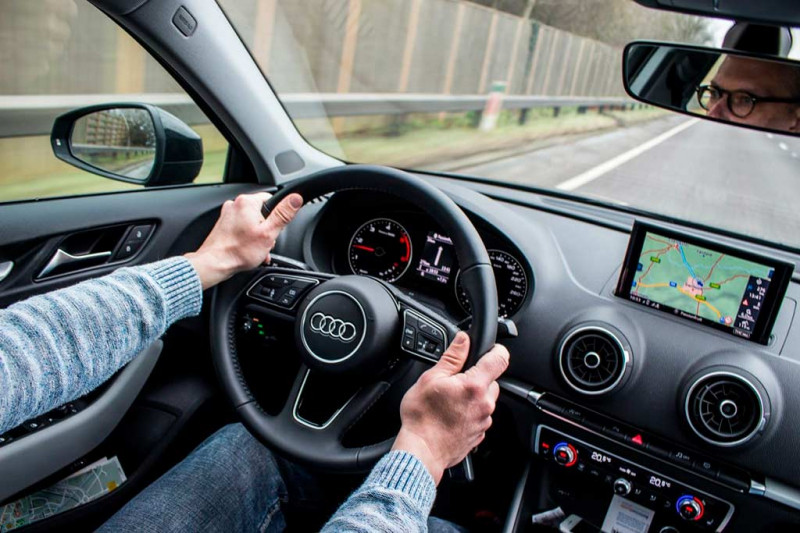 Audi и BMW вслед за Мерседесом отключили российских дилеров от онлайн-сервисов