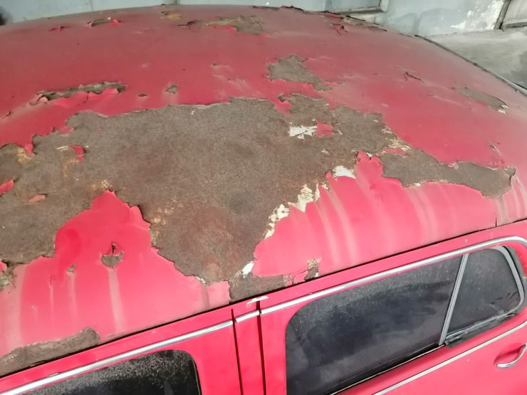 Зачем опытные автомобилисты возят с собой &laquo;огрызок&raquo; стеариновой свечи