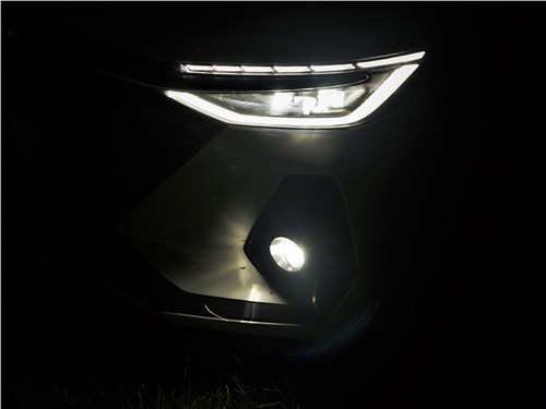 Chery Arrizo 8 лучшая альтернатива Toyota Camry? Стильный салон и 186-сильный мотор с хорошей динамикой. Как себя покажет седан стоимостью 3 509 900 рублей?